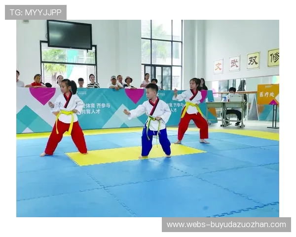 跆拳道品势舞展演彰显体育与艺术融合之美打造极具观赏性的运动盛宴