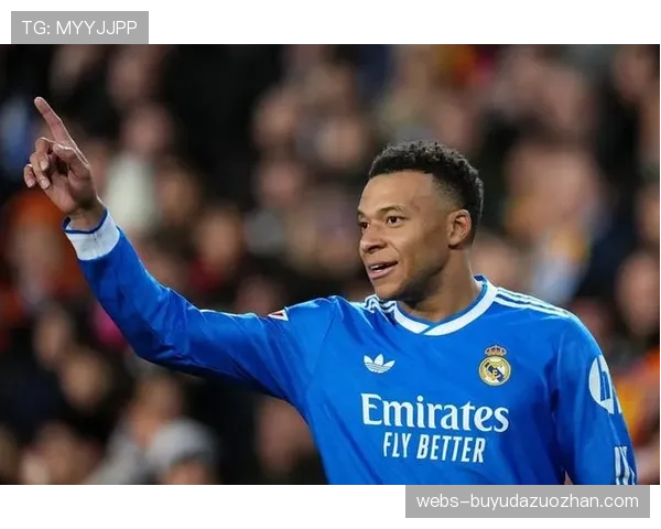 姆巴佩缺席合练,巴黎圣日耳曼赛前重点演练由守转攻提速